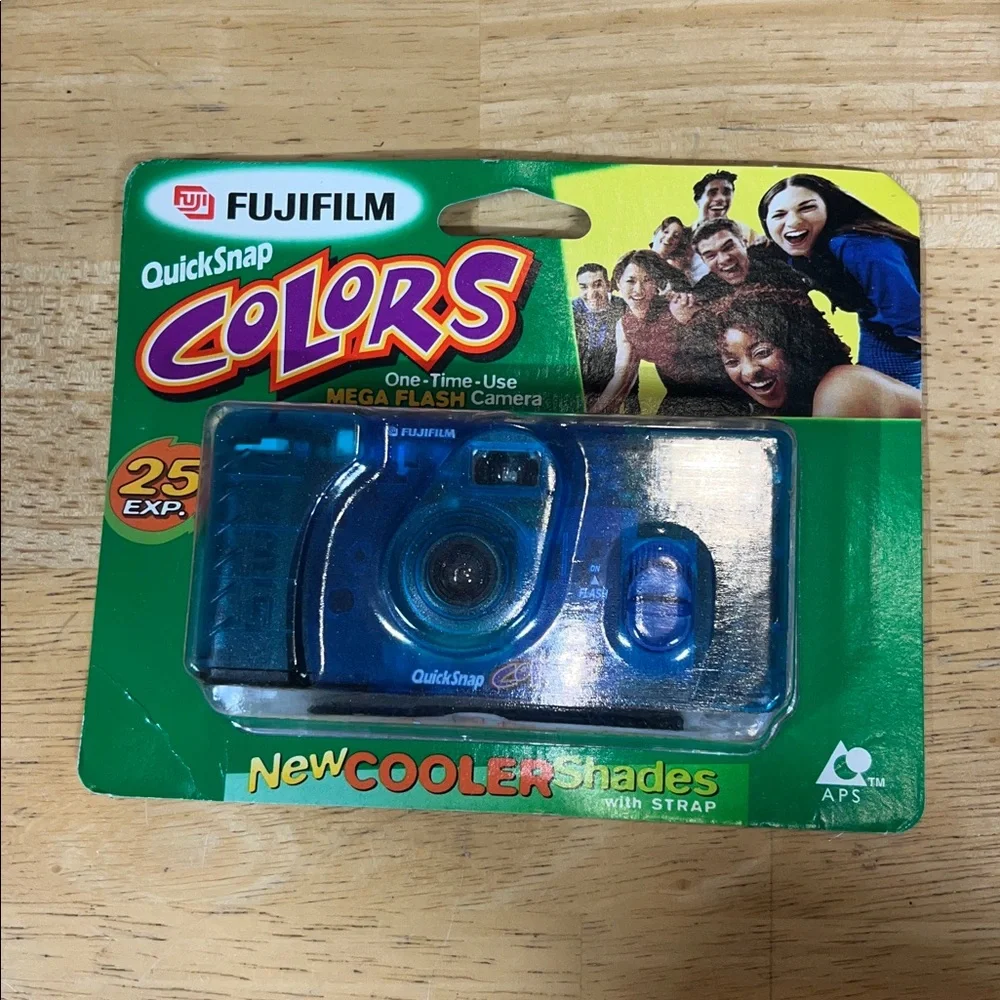 SEALED FUJIFILM QUICKSNAP FLASH DISPOSIBLE CAMERAS NEXIA 800 FILM